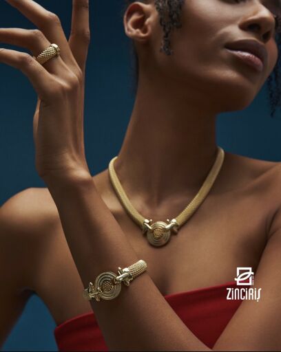 Kadın Zincir