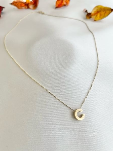 Taşsız C Harf Kolye